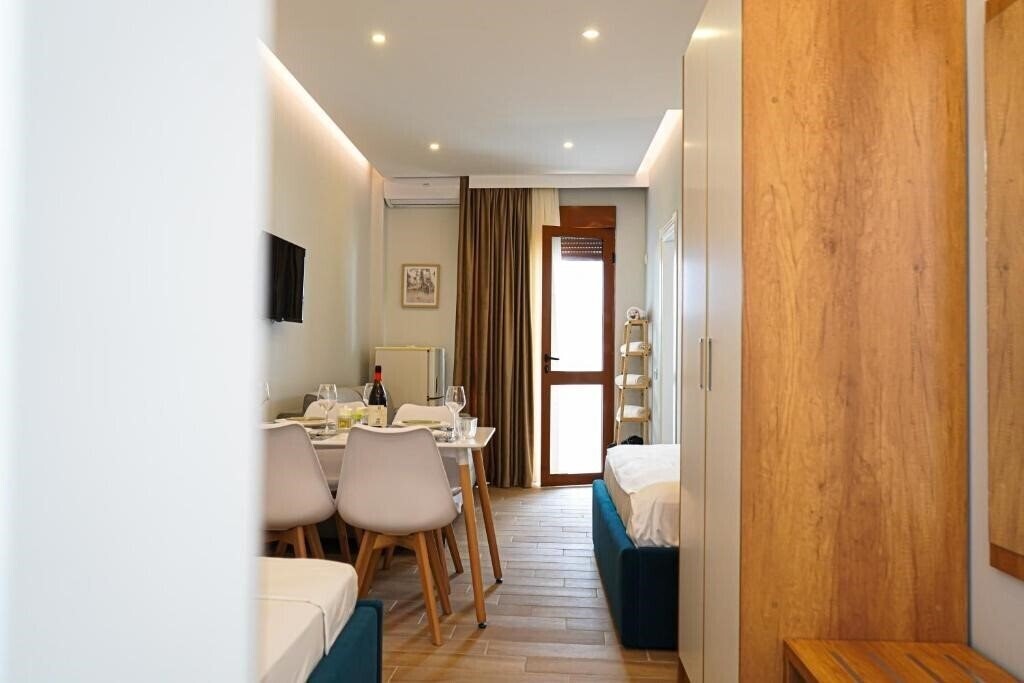 Hotel Guest House Daniel 2*