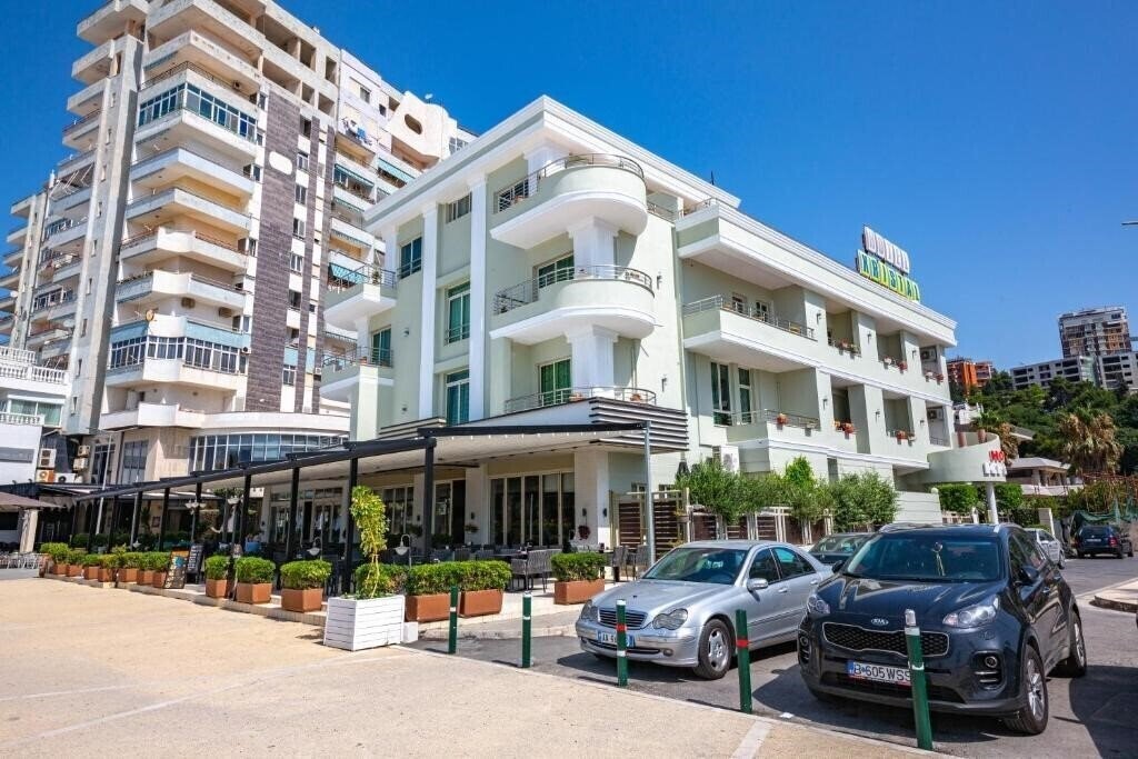 Hotel Kristal 3*