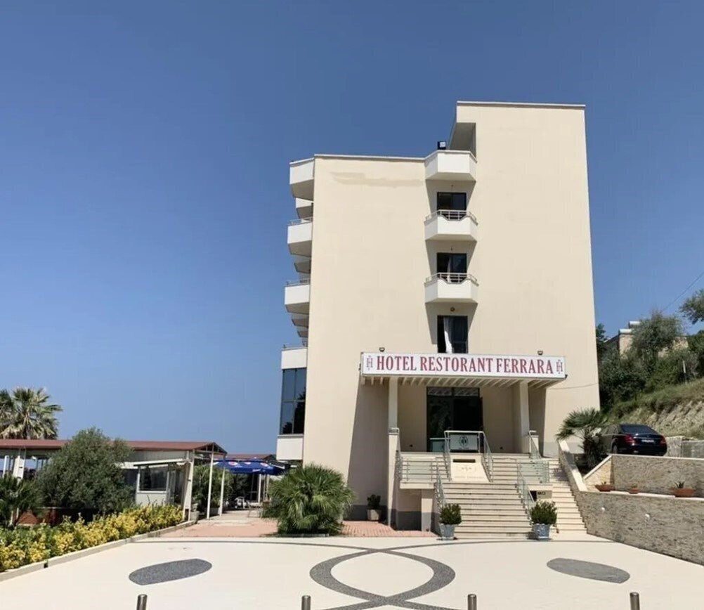 Fotografie Hotel Ferrara 3*