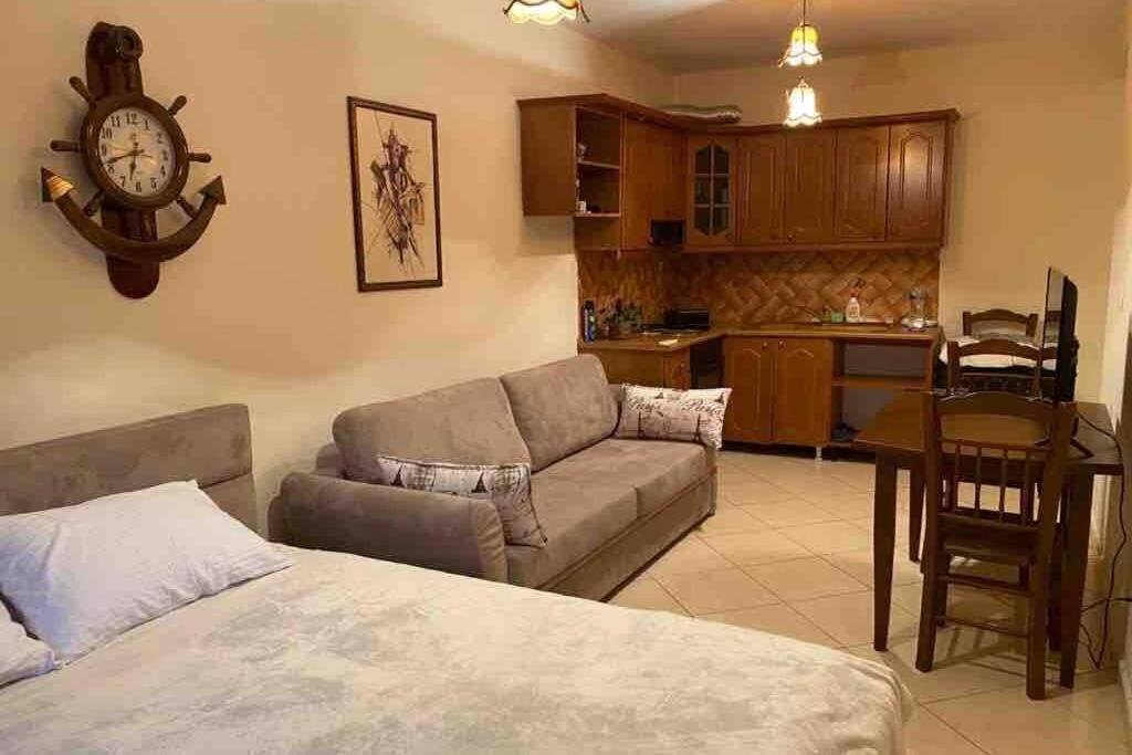 Фотография Shkembi Kavajes Apartments апартаменты