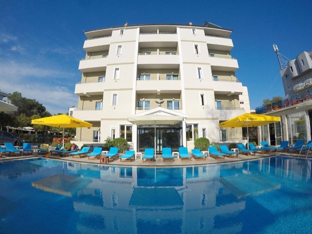Hotel Korabi Hotel 3*