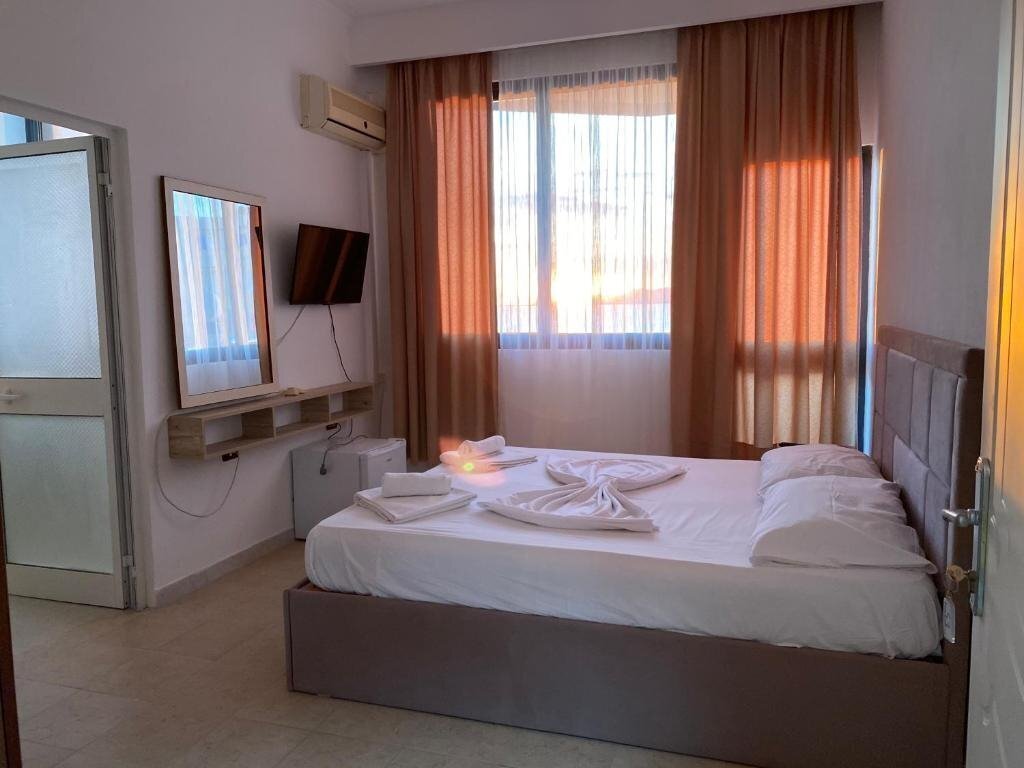 Imaginea Al-Mar Hotel 3*