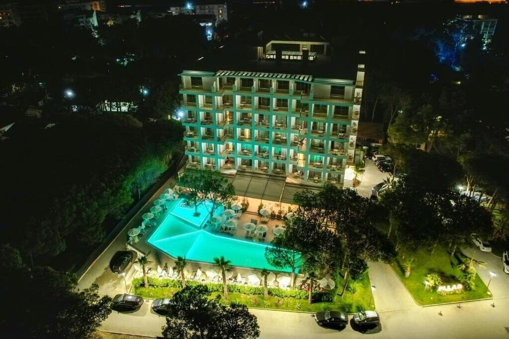 Картинка Fllad Resort & Spa 4*
