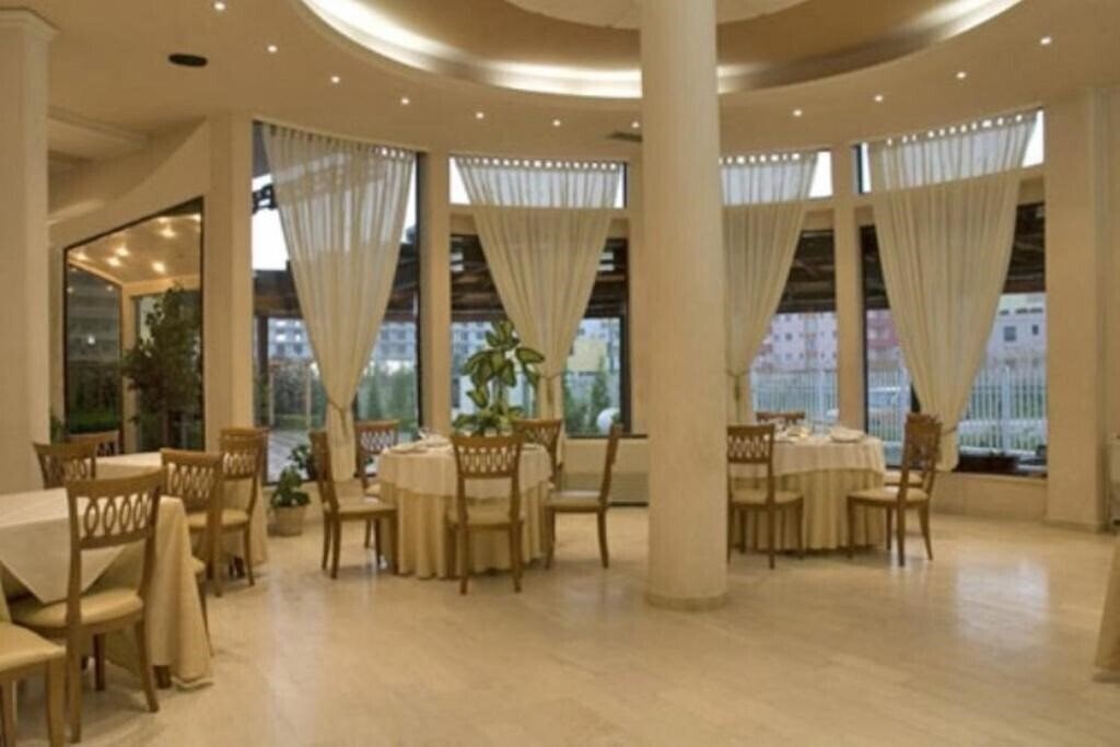 Imaginea Hotel Akropoli (ex. Akropoli, Acropoli Hotel ) 4*