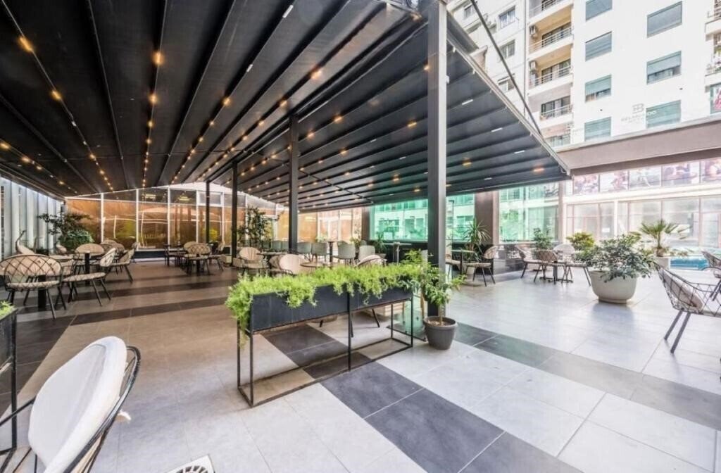 Imaginea Ajsel Hotel 4*