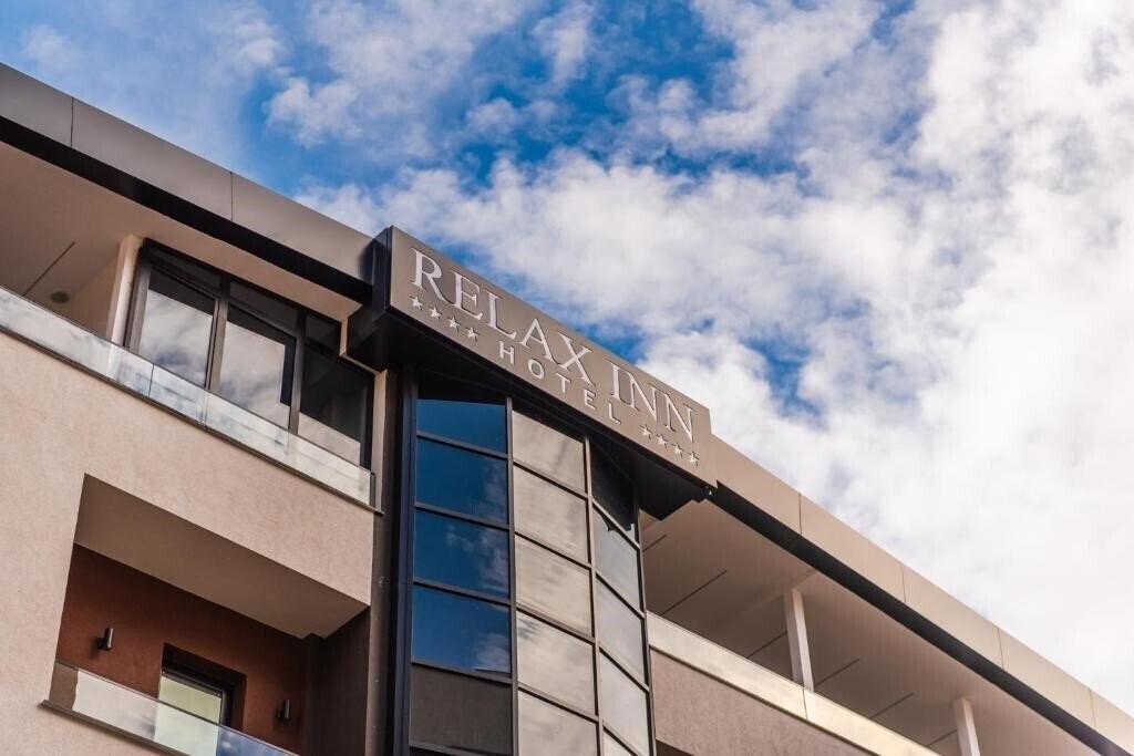 Fotografii Relax Inn Hotel 4*