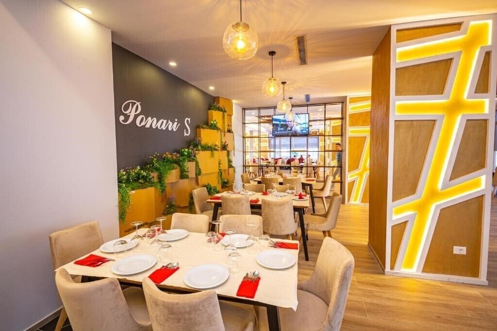 Imaginea Ponari S Hotel 4*