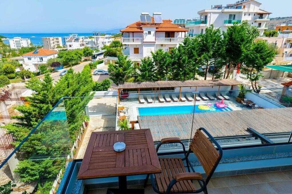 Fotografii 6 Milje Hotel 3*