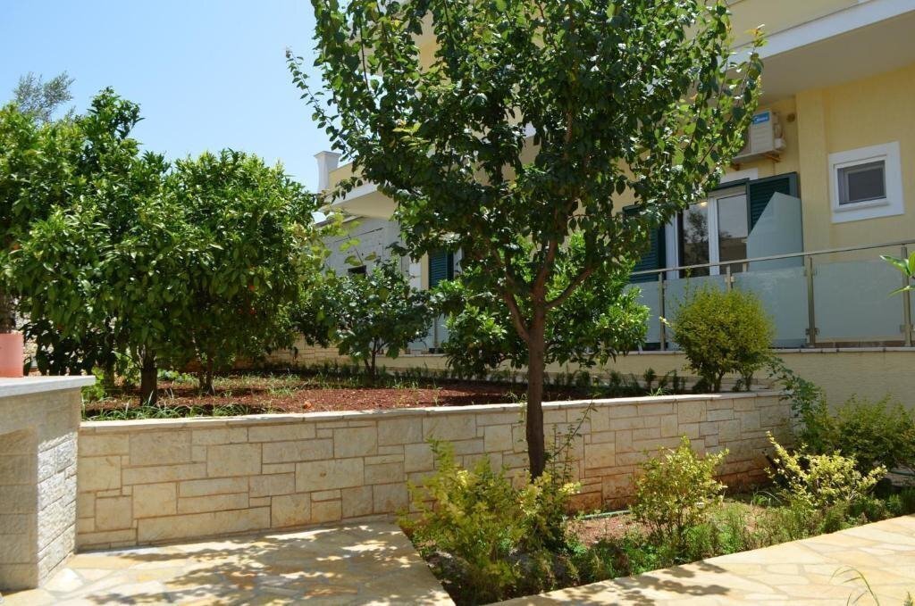 Imaginea Rias Apartments 3*