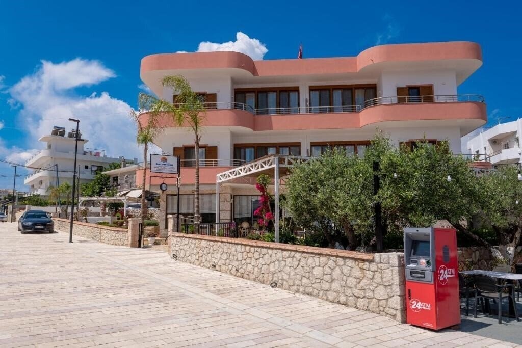 Отель Doni Apartments Ksamil (ex. Donia Apartment, Doni Apartments) 3*