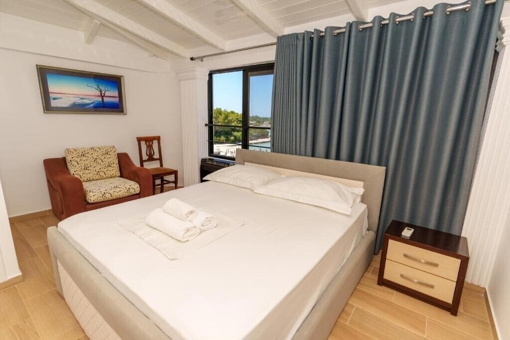 Отель Hotel Vila Park Bujari 3*