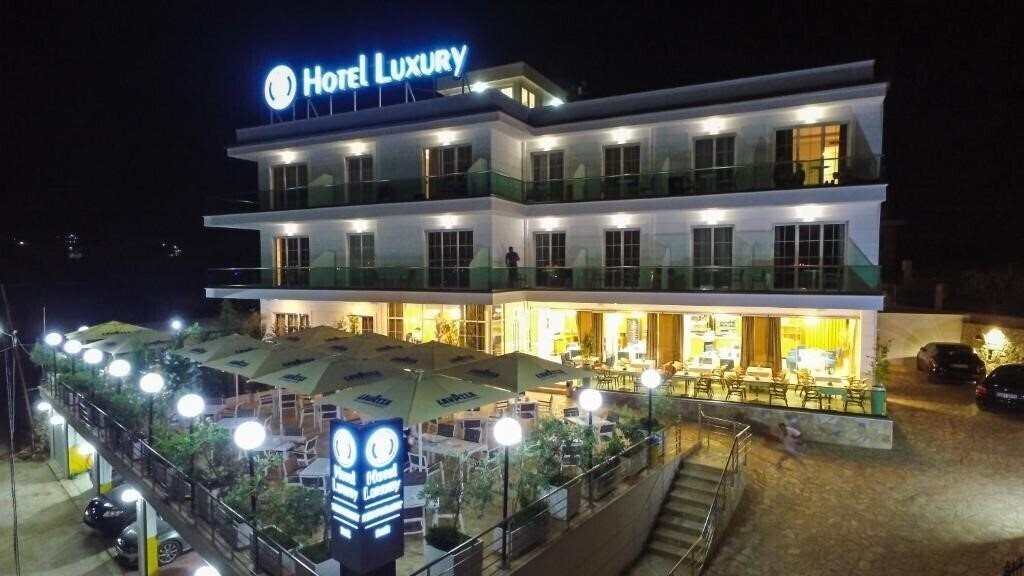 Fotografii Luxury 4*