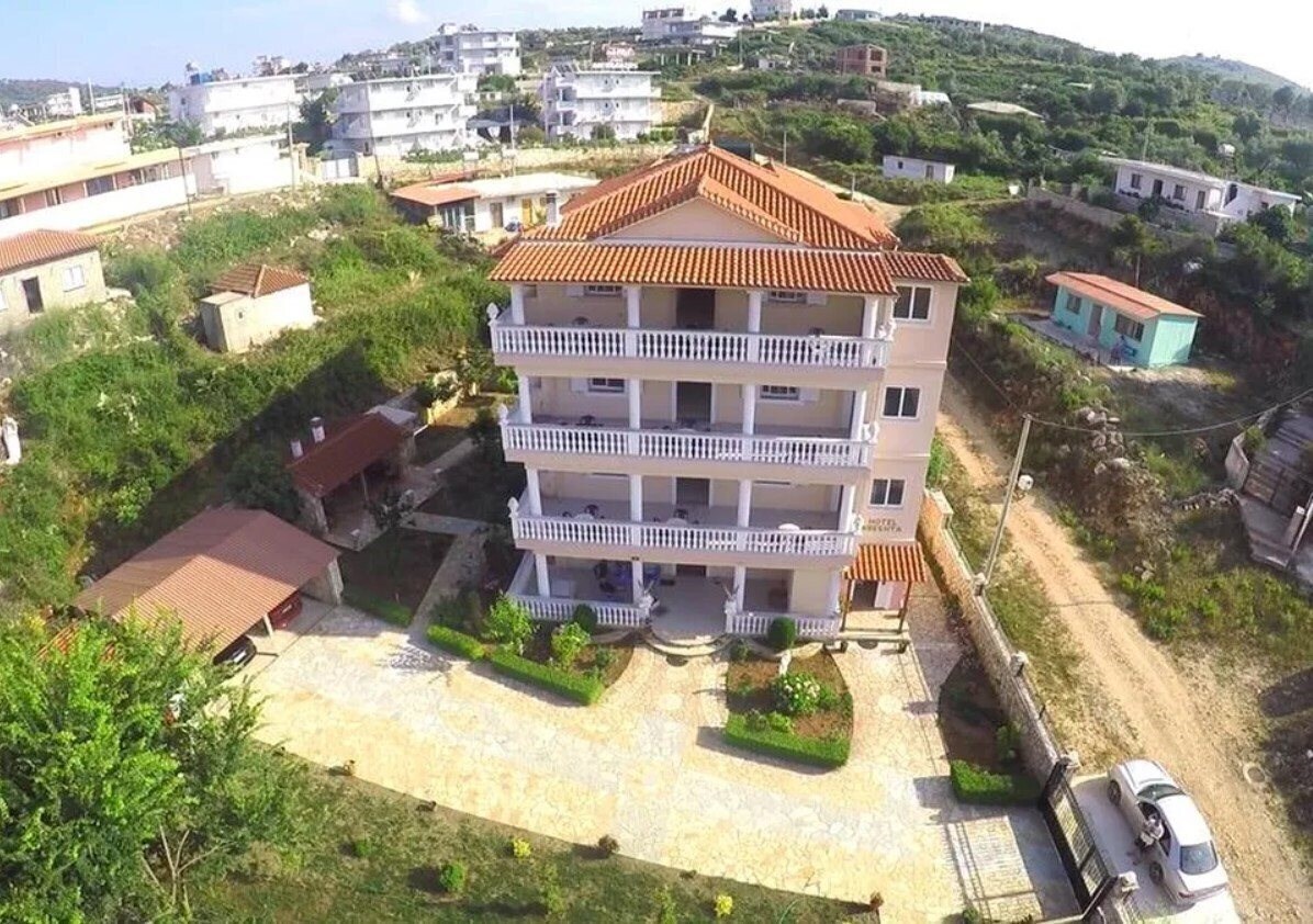 Hotel Guest house Kreshta 3*
