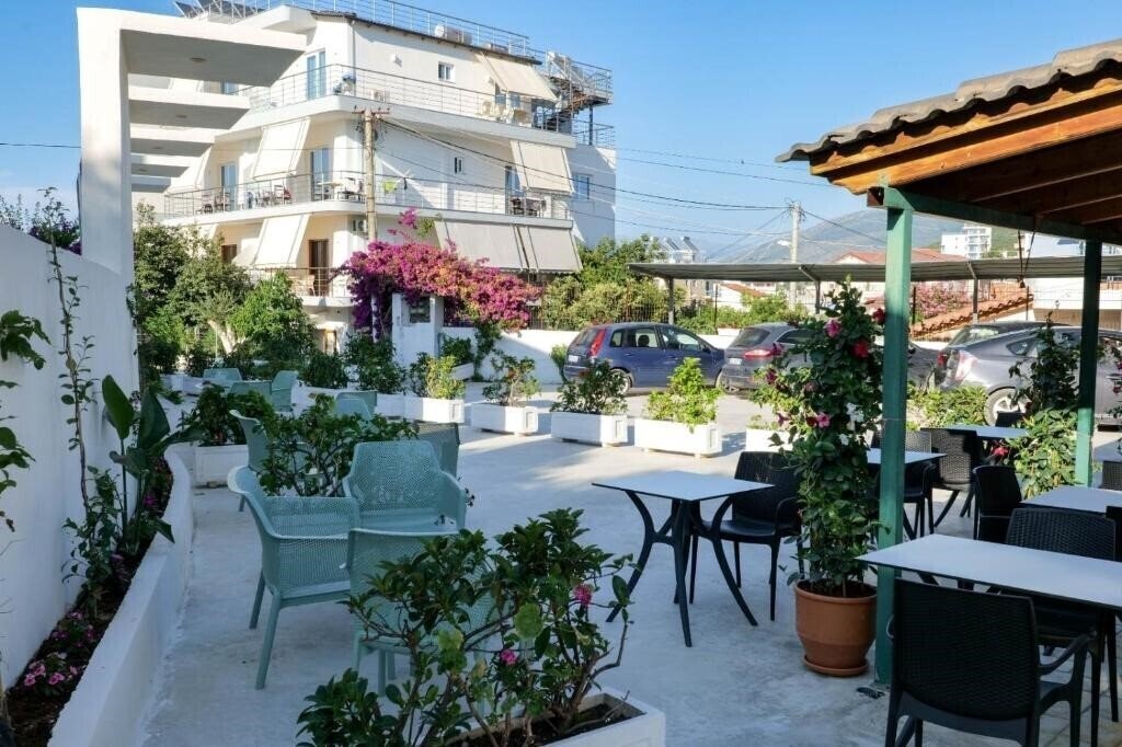 Fotografie Vila Enxhi 3*