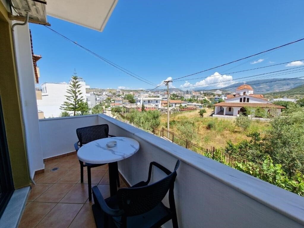 Imaginea Villa White 3*
