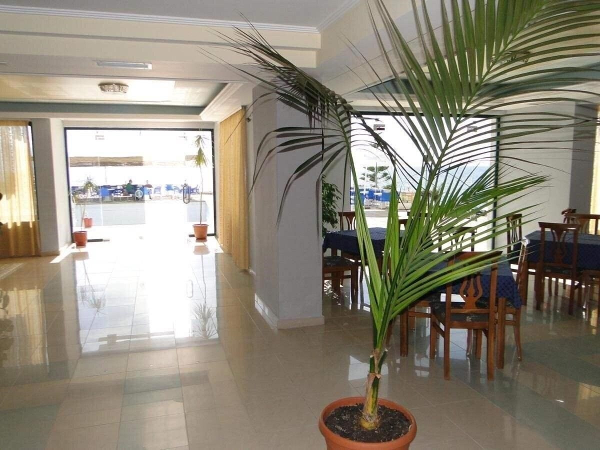 Imaginea La Perla 3*