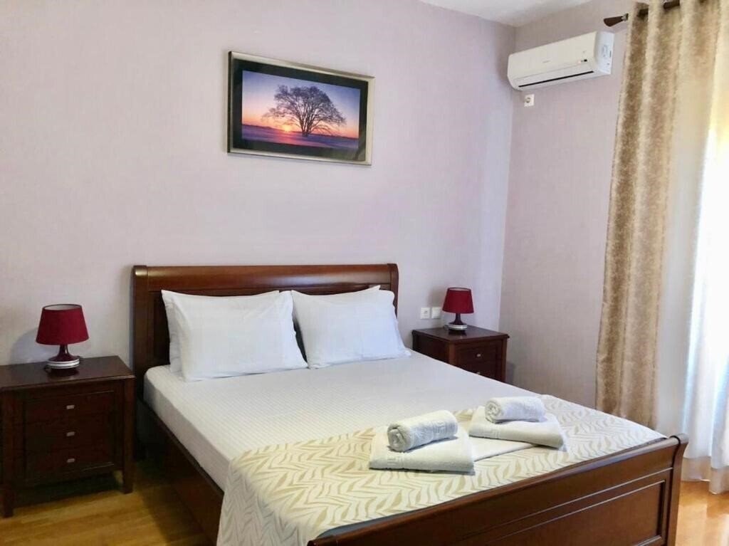 Hotel Vila Erdeti 3*
