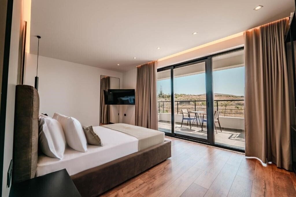 Изображение Cuni Luxury Hotel (ex. River Bistritsa) 3*