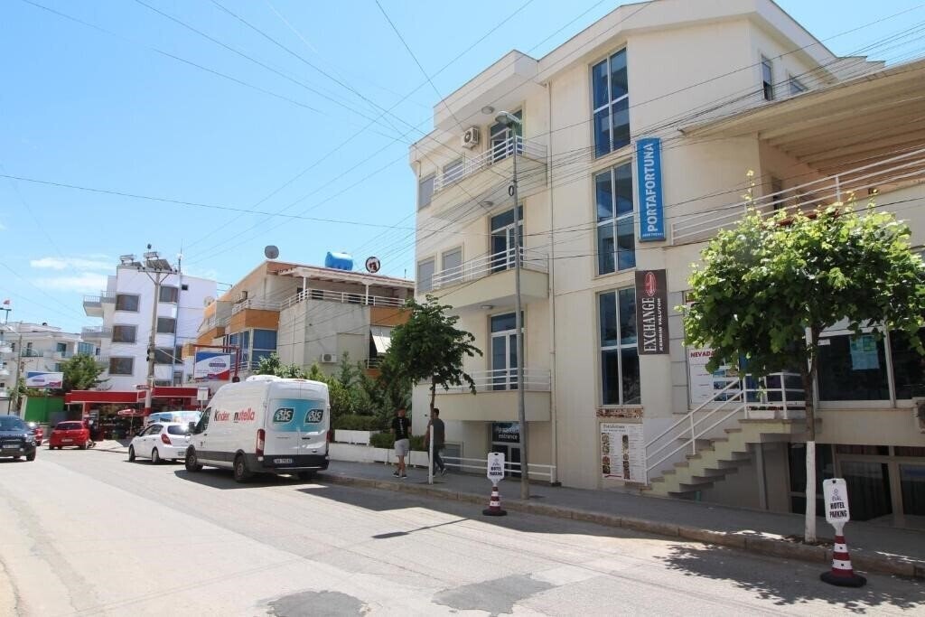 Imaginea Portafortuna Apartments 3*