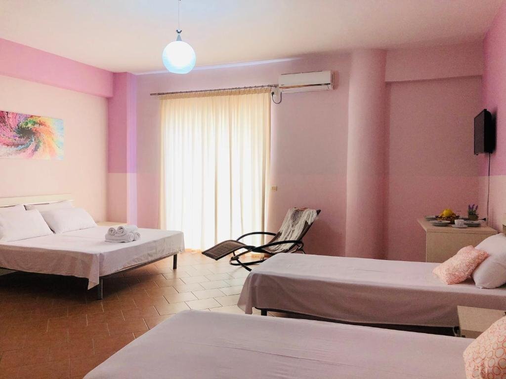Fotografii Briken Aparthotel 3*