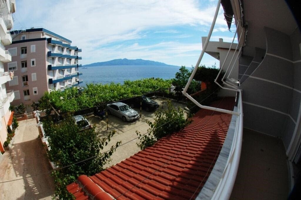 Hotel Vila Alvin 3*