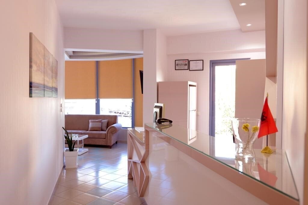 Fotografii Hotel Timi 2*