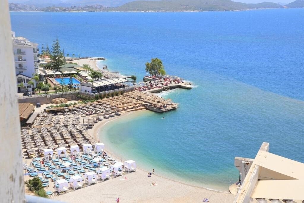 Imaginea Blue Residence 5*