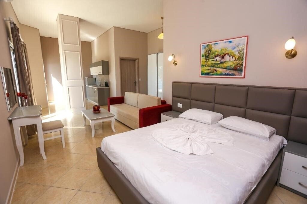 Imaginea Serxhio Apartments 3*