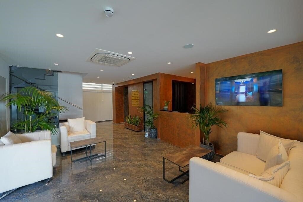 Imaginea Hotel Teuta 3*