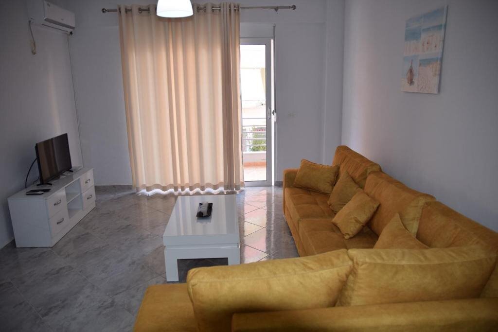 Отель Romina Apartments апартаменты