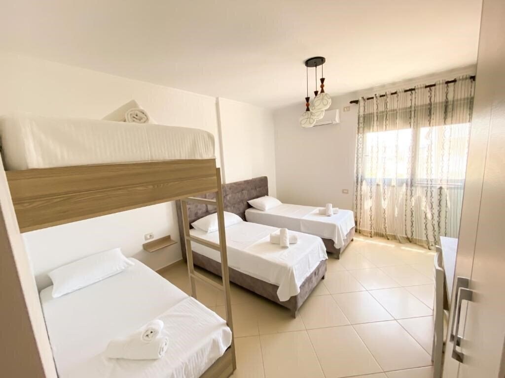 Fotografii Abedini 3*