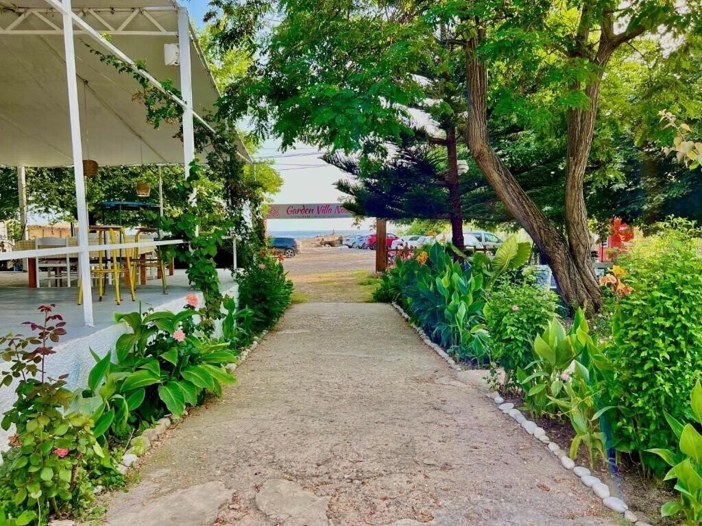 Hotel Garden Naza Villa 3*