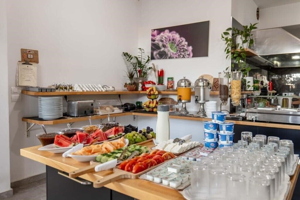 Imaginea Green Garden Villa 3*