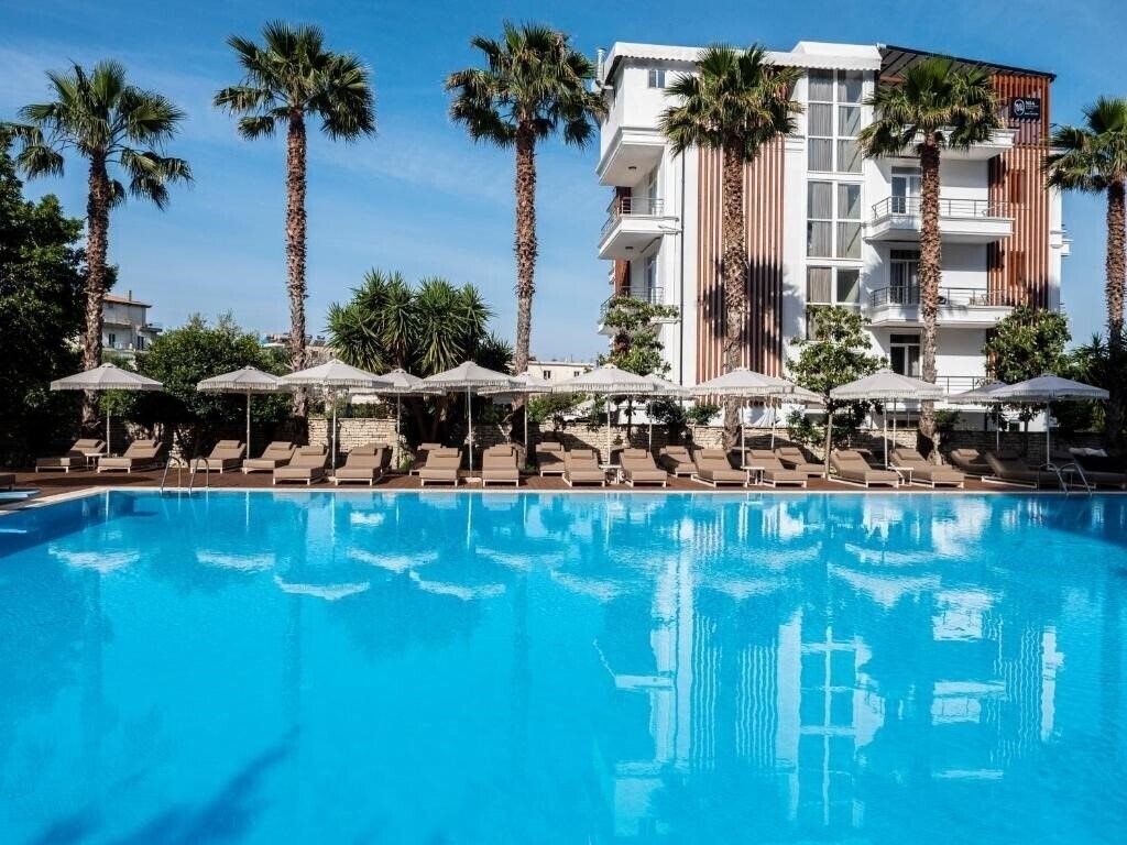 Hotel Nia Boutique Hotel by Rapos Resort 4*