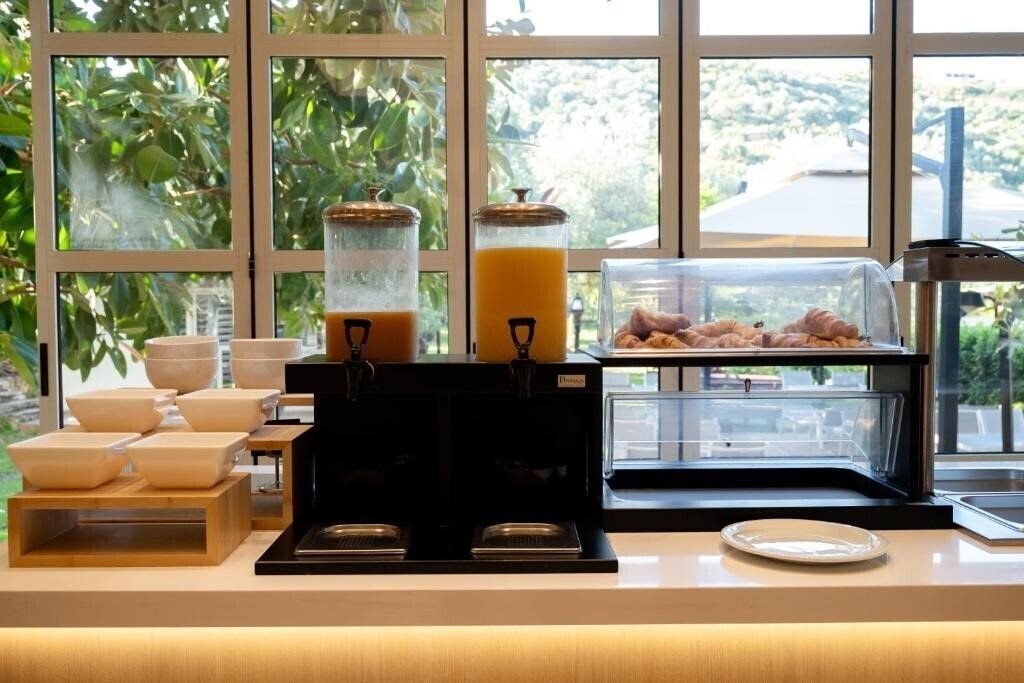 Fotografie Nia Boutique Hotel by Rapos Resort 4*