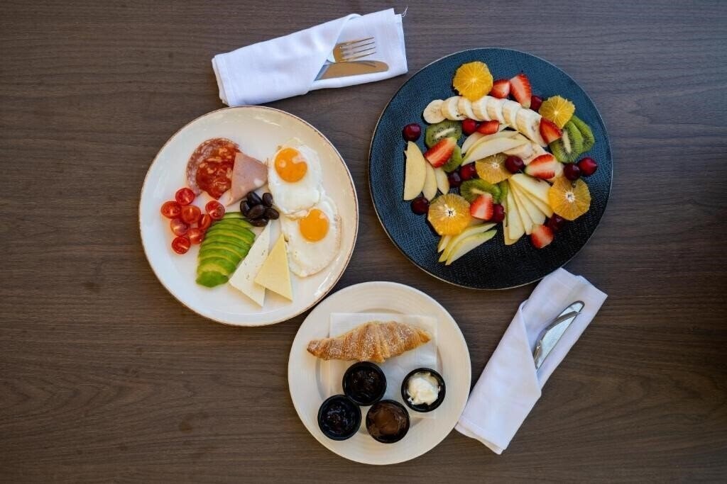 Imaginea Nia Boutique Hotel by Rapos Resort 4*