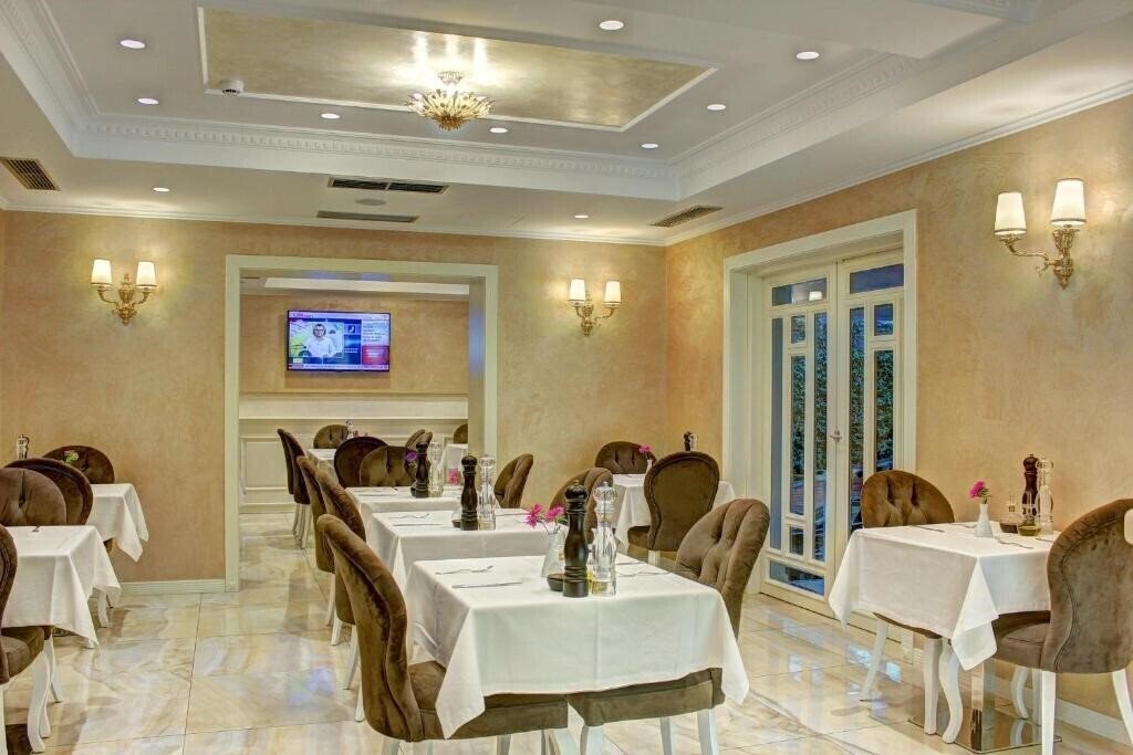 Imaginea Lot Boutique Hotel 3*