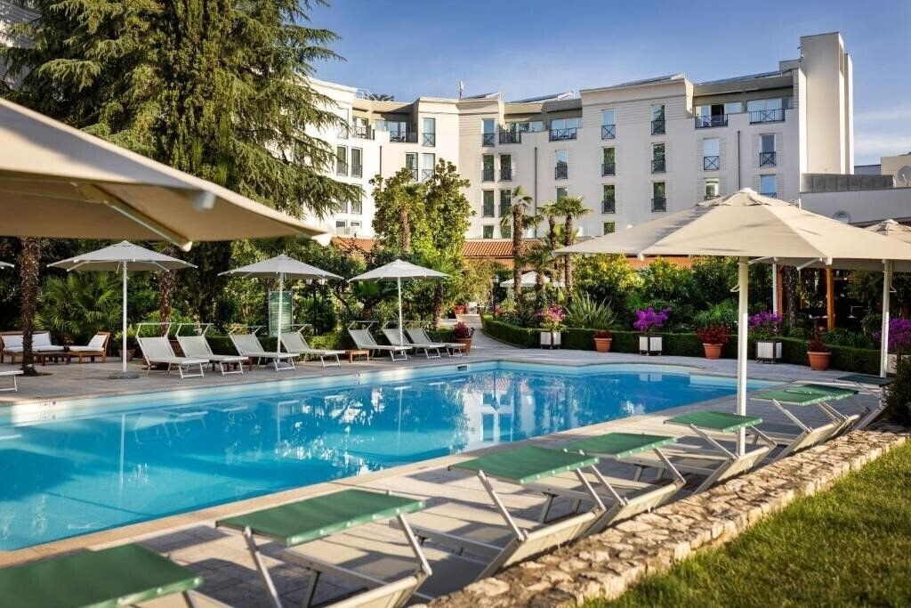 Fotografii Rogner Hotel Tirana (ex. Rogner Europapark) 5*