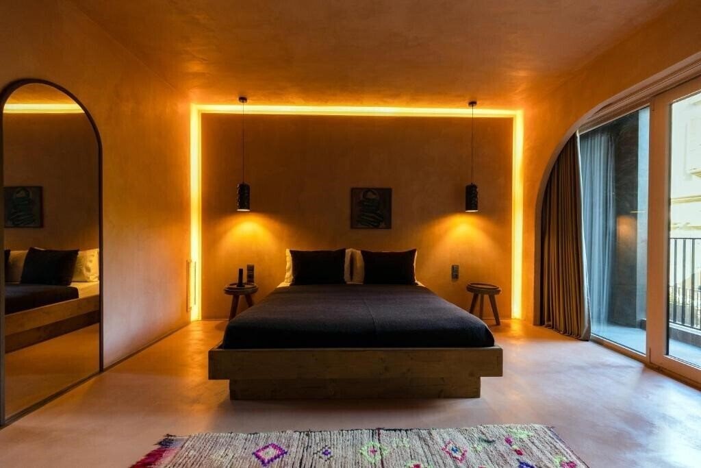 Imaginea Life Gallery Hotel 4*