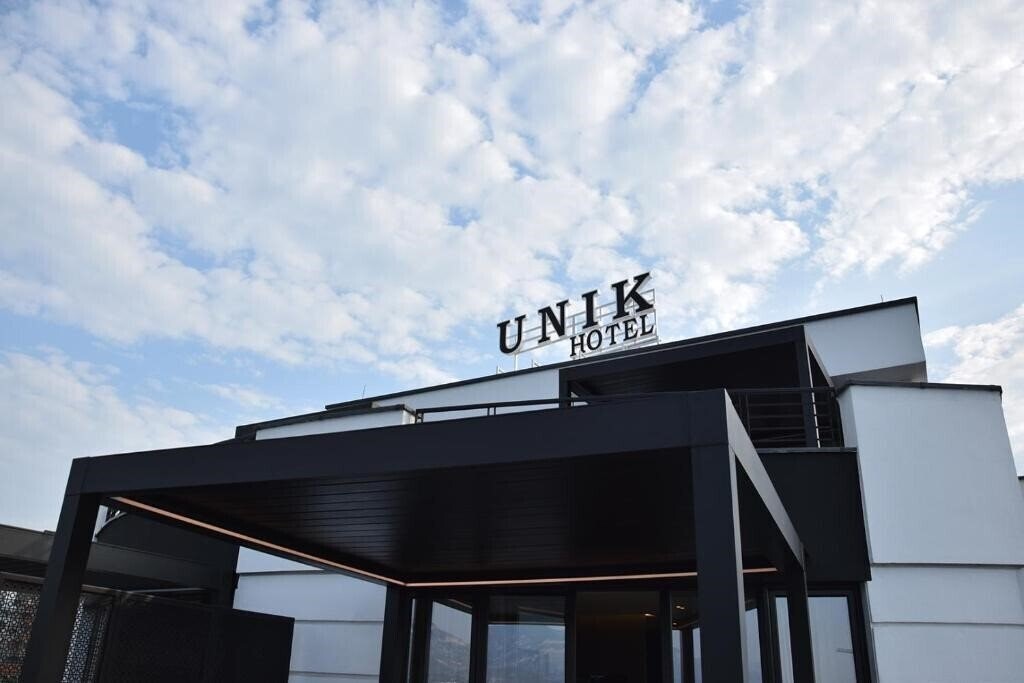 Imaginea Unik Hotel 4*