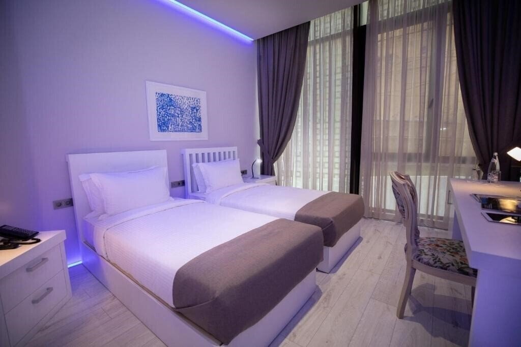 Imaginea Metro Hotel Tirana 4*