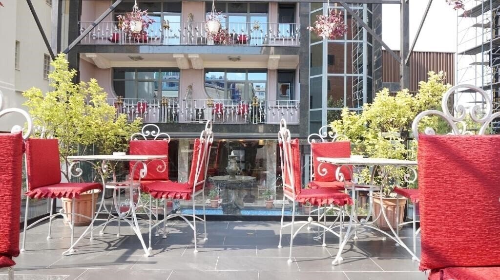 Hotel Hotel Elysee Tirana (ex. Elysee, Elyse ) 3*