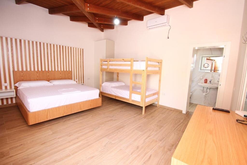 Фотография Sunrise Hotel 3*