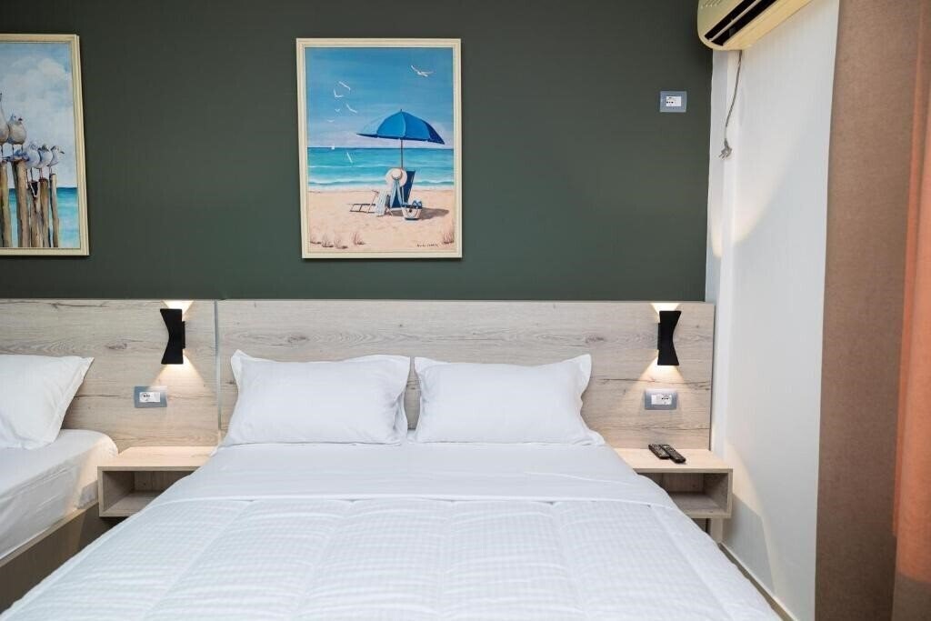 Imaginea Hotel Idi 3*