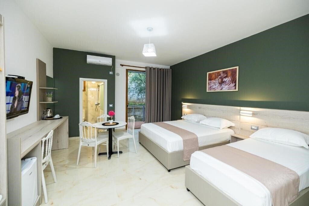 Imaginea Hotel Idi 3*
