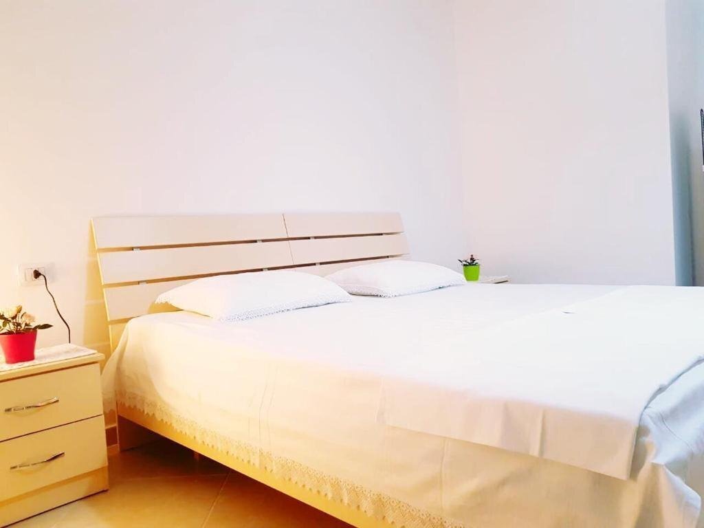 Изображение Erions Apartments апартаменты