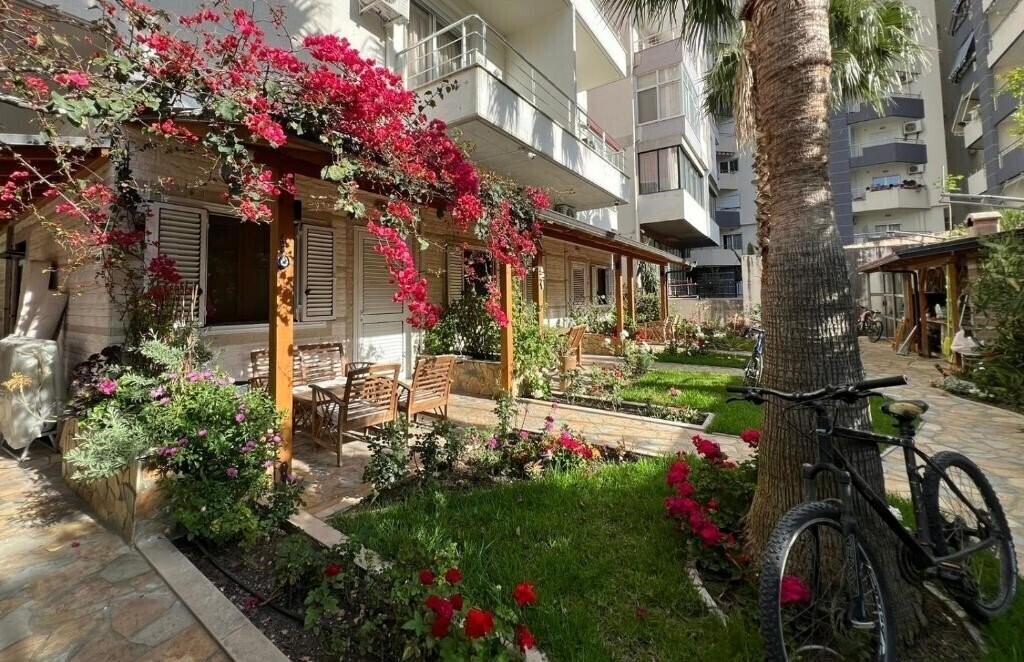 Fotografii Guest Rooms Angolo Toscano 2*