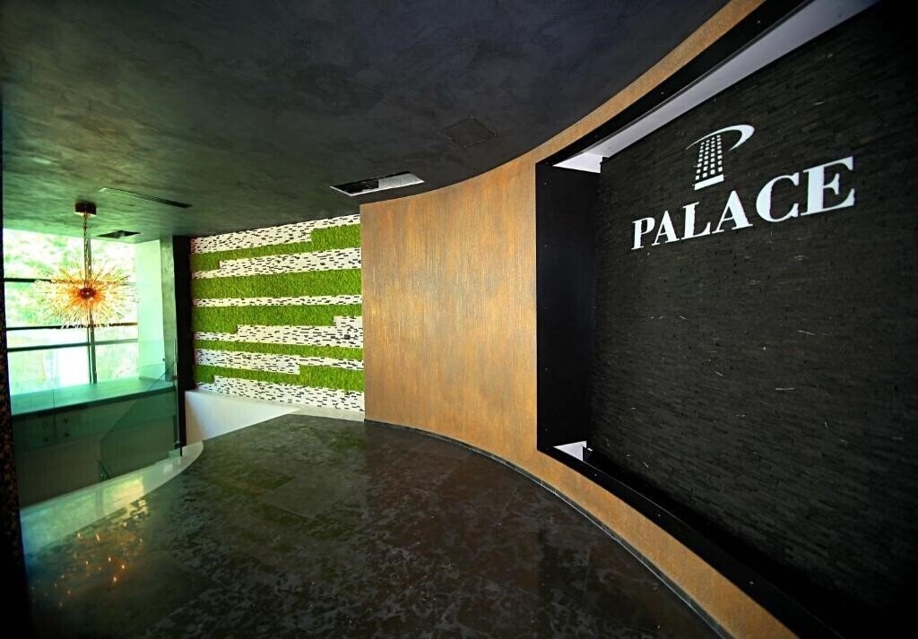 Imaginea Hotel Palace (ex. Palace Hotel & SPA Vlore) 4*