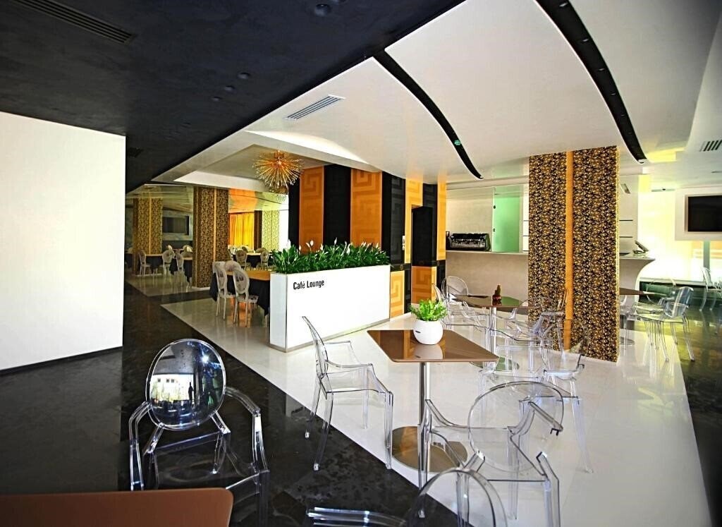 Fotografii Hotel Palace (ex. Palace Hotel & SPA Vlore) 4*