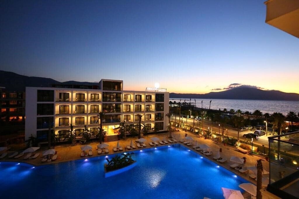 Fotografie Oricon Coast Luxury Resort 5*